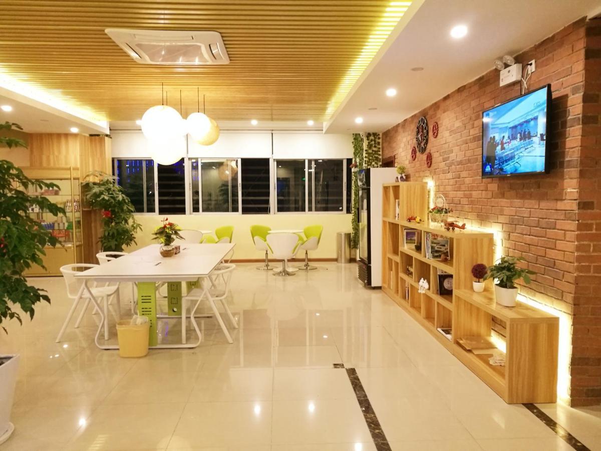 The Olive Tree Capsule Hostel เซินเจิ้น ภายนอก รูปภาพ