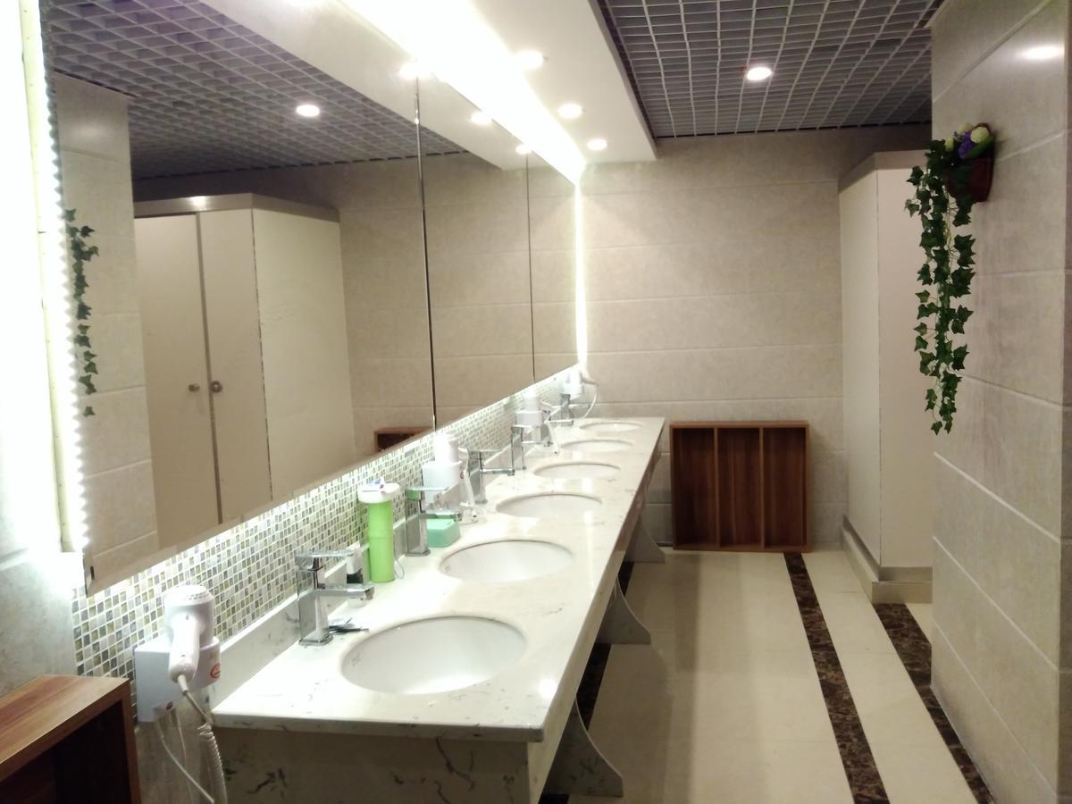 The Olive Tree Capsule Hostel เซินเจิ้น ภายนอก รูปภาพ