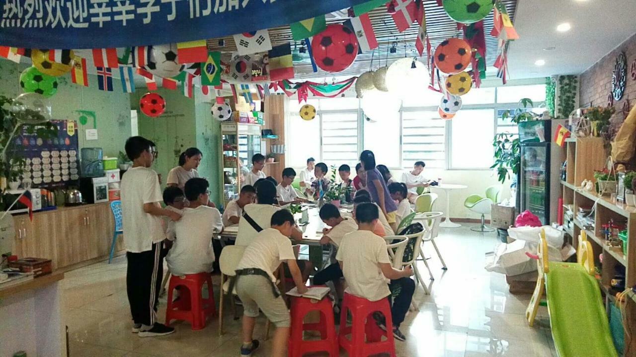 The Olive Tree Capsule Hostel เซินเจิ้น ภายนอก รูปภาพ